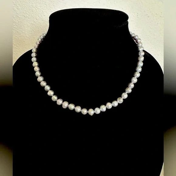 Elegant Gray Pearl Necklace by Effy - Picture 1 of 6